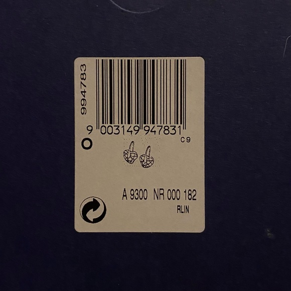 Authentic Swarovski Heart Earrings - Picture 6 of 6